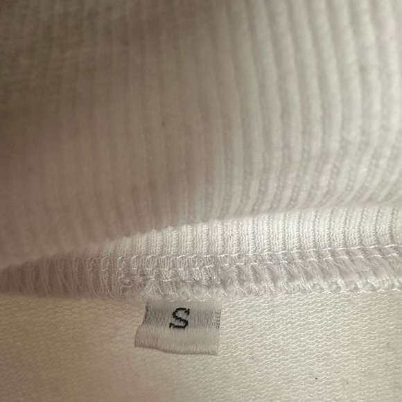 Women’s Workout Pullover - Picture 4 of 4